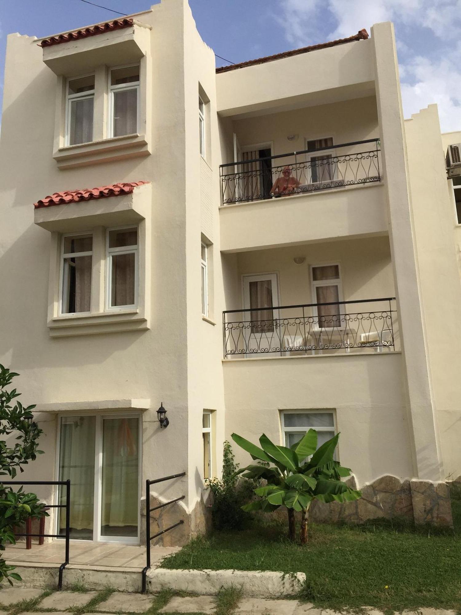 Linda Apart Hotel Side Exterior foto